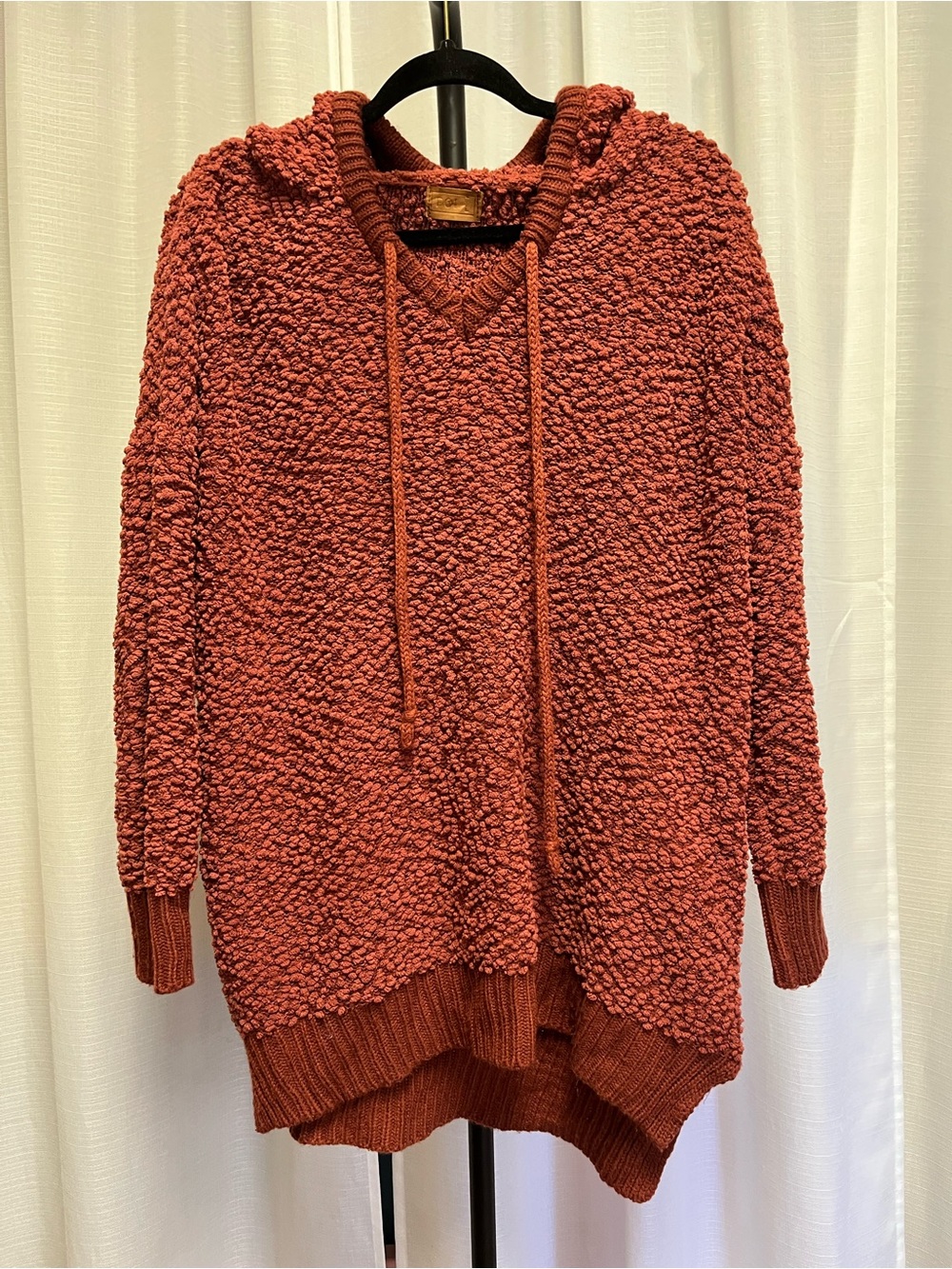 POL popcorn knit hooded sweater in a rich rust / burnt orange shade | size Large